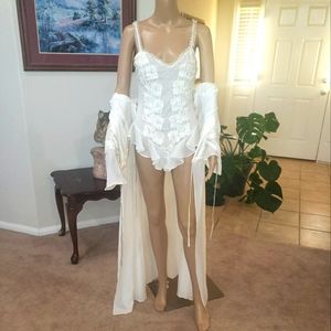 M exquisitely embroidered body suit lace & frills bell sleeve robe sexy teddy